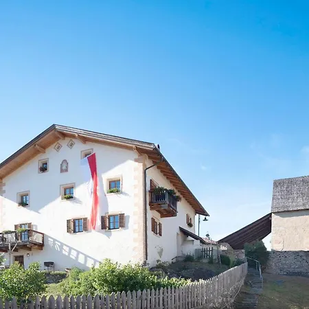 Apartment Huber Stube